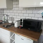 Traum Meerblick 1reihe Meerblick Balkon Seebruecke Zentrum Lage Boxbett 4 Pers 아파트 미엥지즈드로예